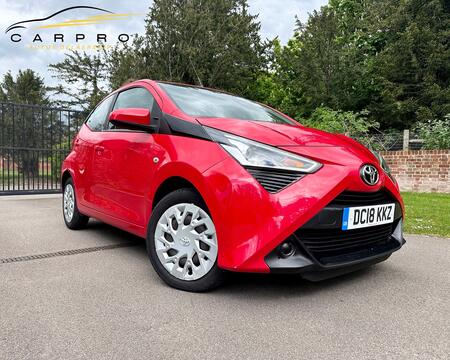 TOYOTA AYGO 1.0 VVT-i x-play